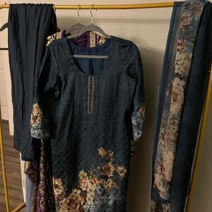 Pakistani suit size 39